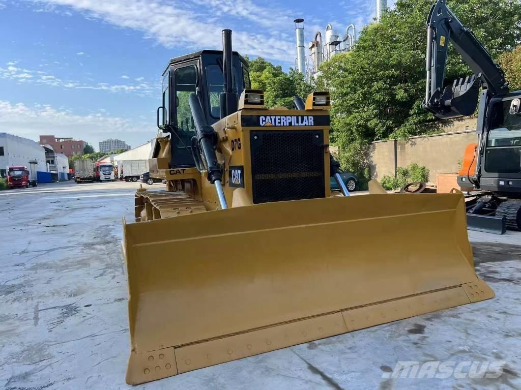 CAT D 7 G 平土機