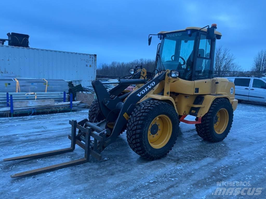 Volvo L 30 G 輪胎式裝載機
