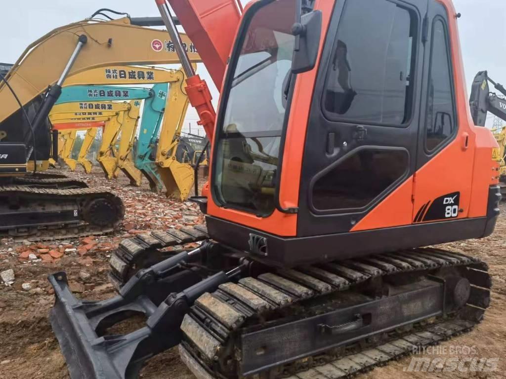 Doosan DX 80 中型挖土機/掘鑿機/挖掘機 7t-12t