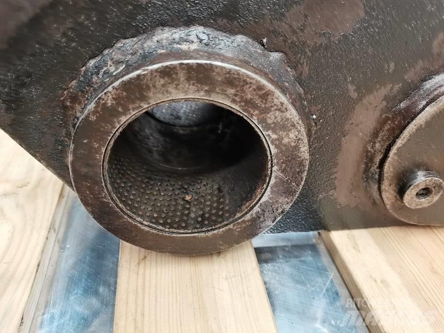 CAT TH 407 {Kiwak} 吊桿和鏟斗