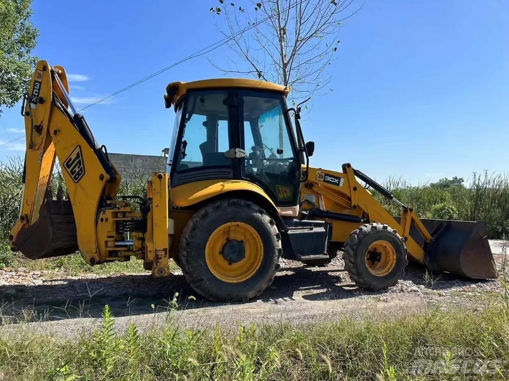 JCB 3 CX 反鏟裝載機