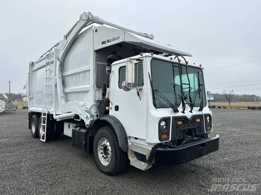 Mack MRU613 垃圾車