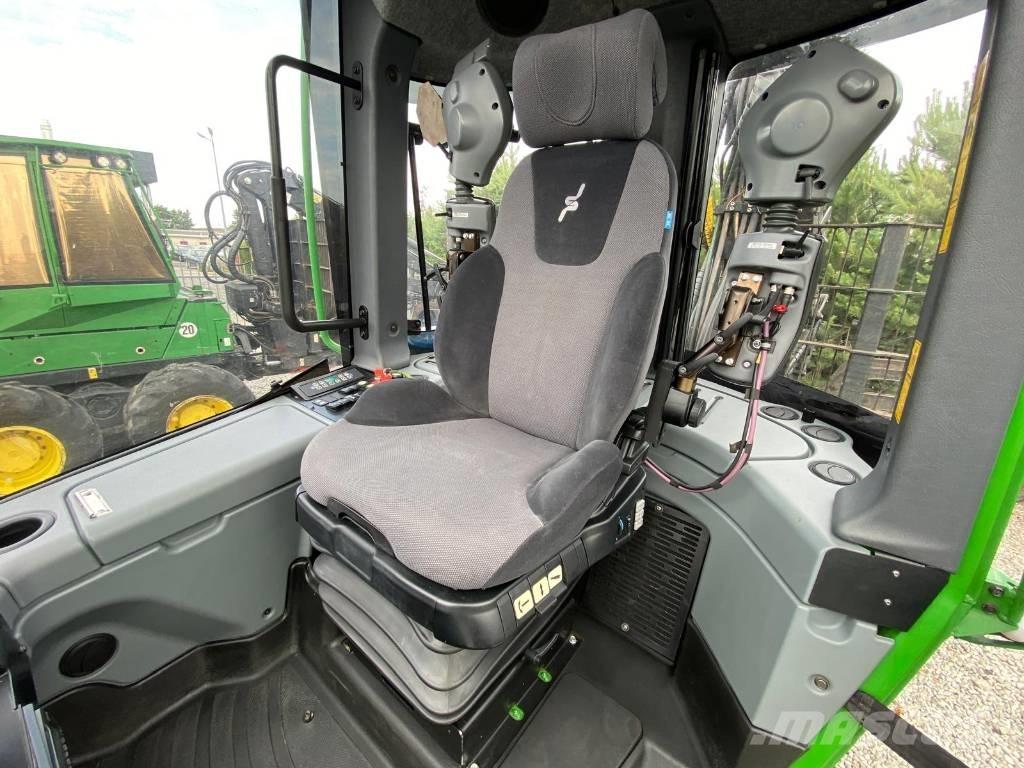 John Deere 1210 E 集運機