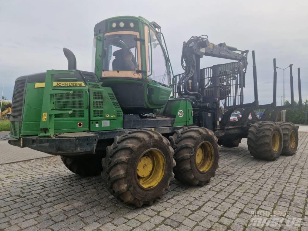 John Deere 1210 E 集運機