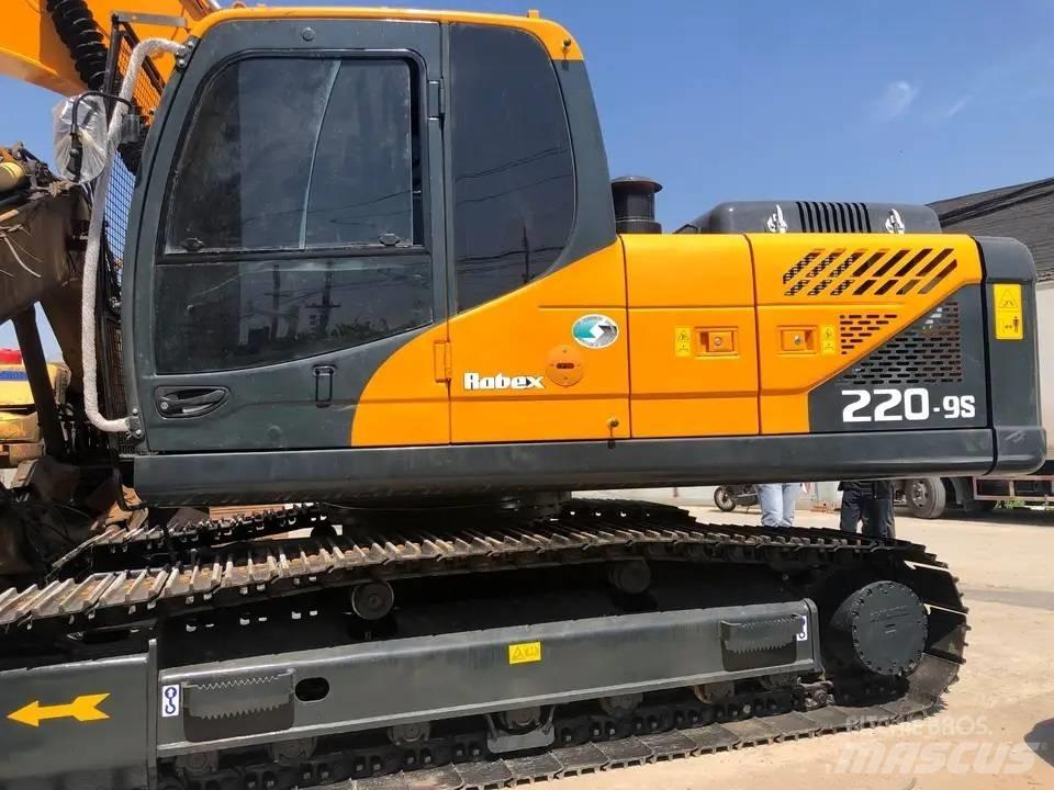 Hyundai R220-9s 履帶式 挖土機/掘鑿機/挖掘機