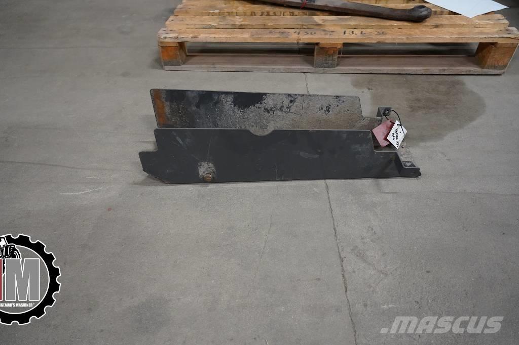 Valtra A 83 HT Skydd 底盤和懸架