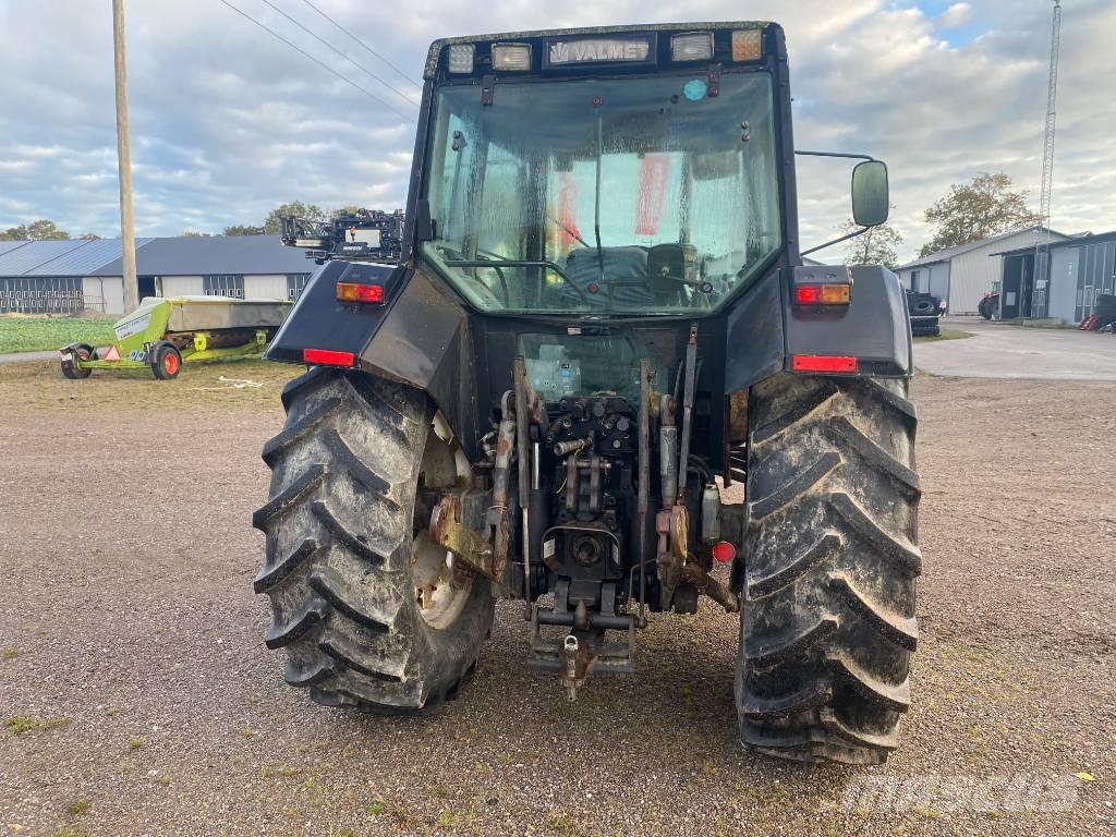 Valmet 8100 GOS 曳引機