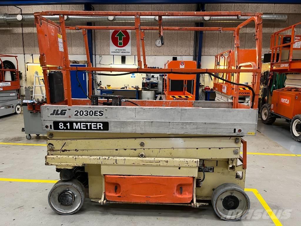 JLG 2030 ES 剪式升降機