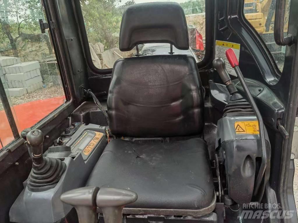 Kubota KX 155 小型挖土機/掘鑿機<7t(小型挖掘機)