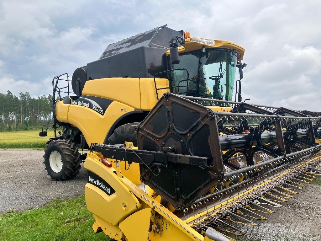 New Holland CR 980 聯合收穫機