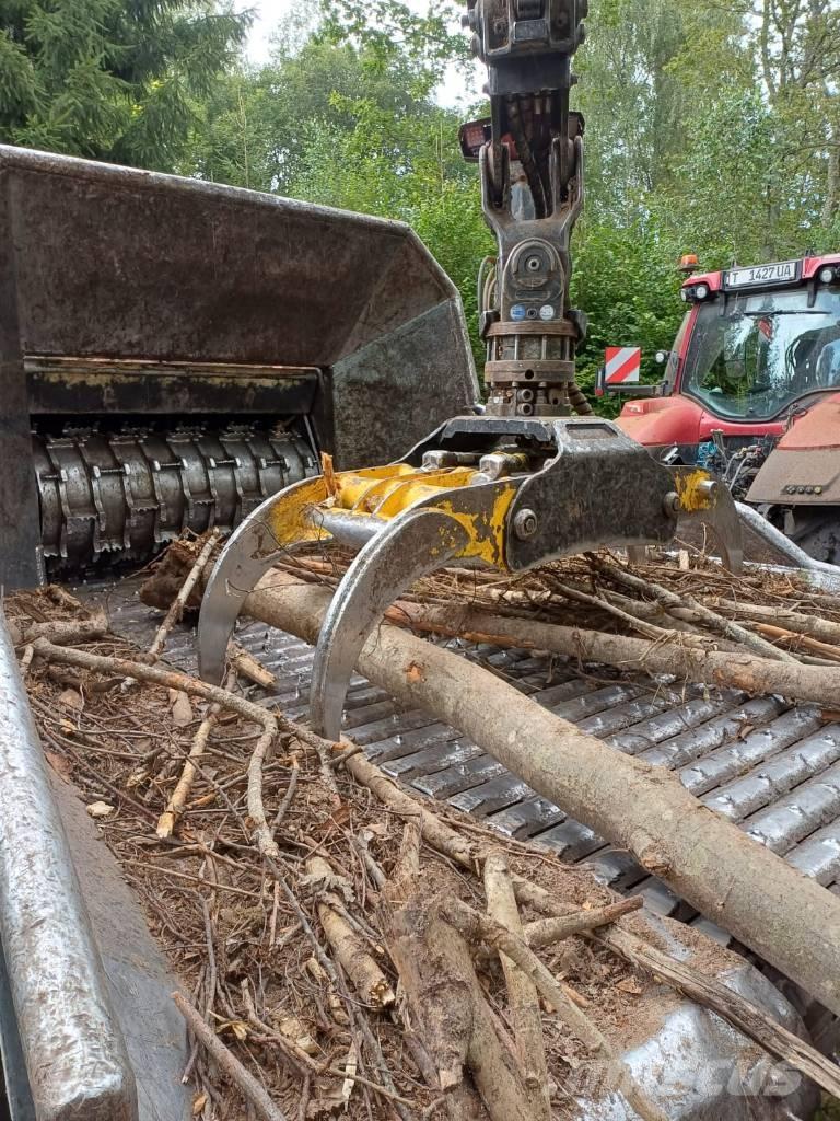 Mus-Max 11 集材機