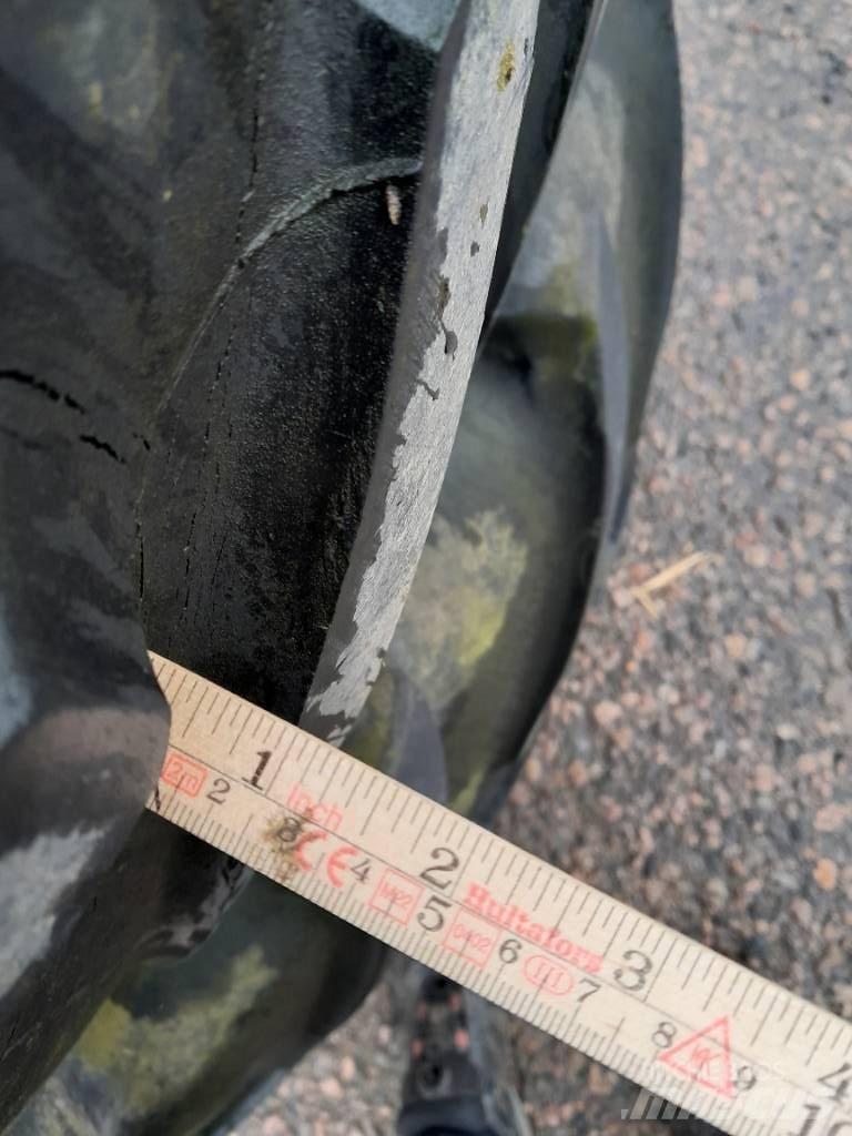 Michelin 540/65R38 輪胎、車輪和輪圈