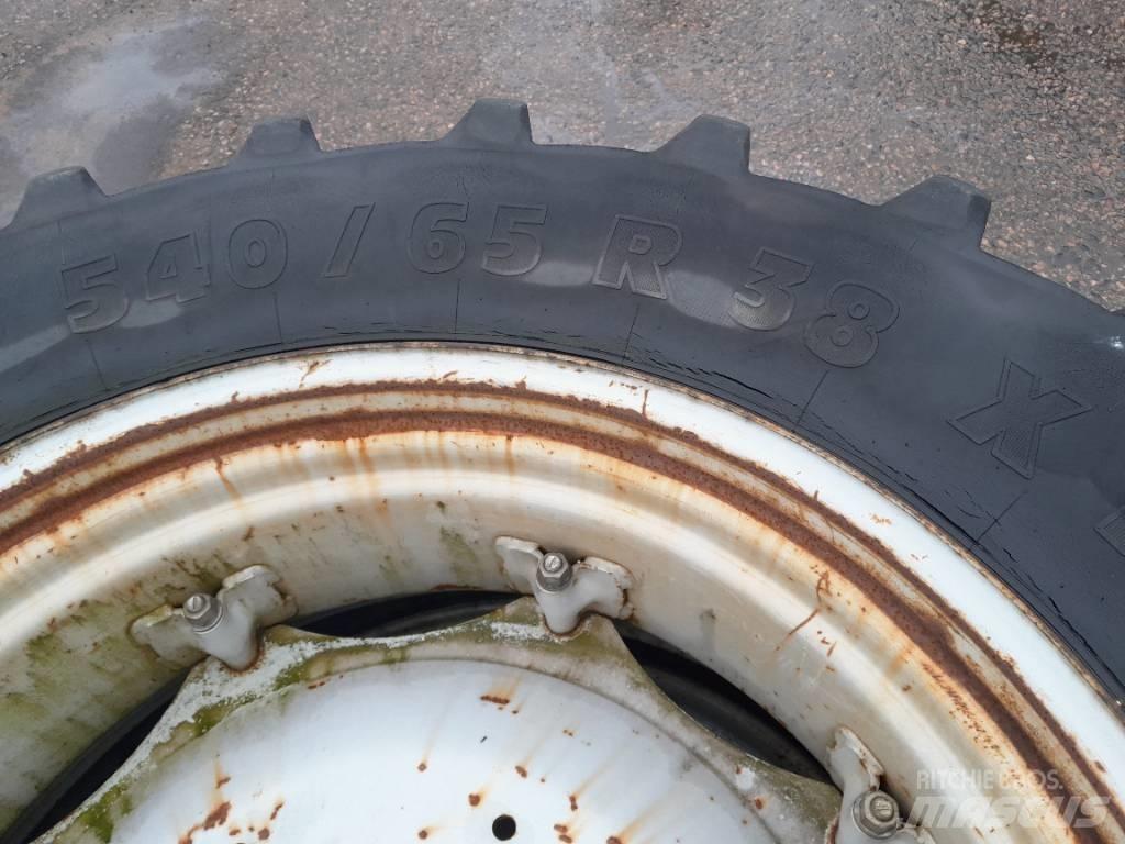 Michelin 540/65R38 輪胎、車輪和輪圈
