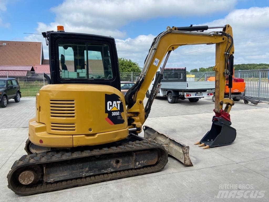 CAT 305 E2 小型挖土機/掘鑿機<7t(小型挖掘機)