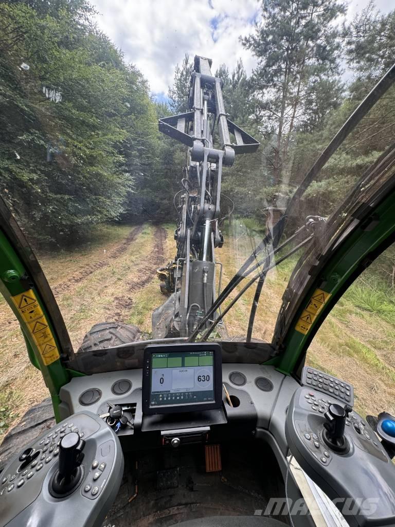 John Deere 11 70 G 收穫機