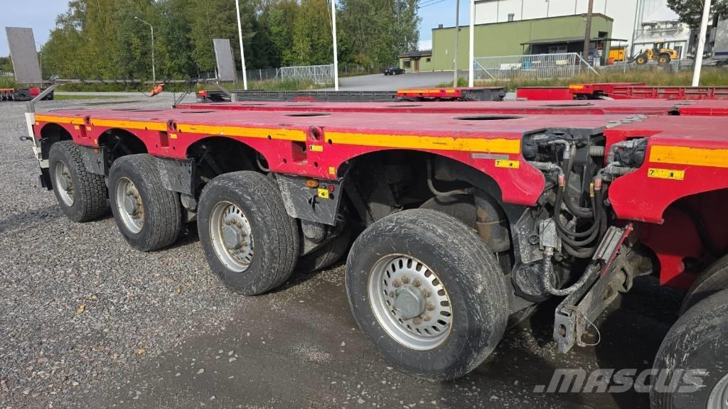 Faymonville Combimax 地架式半拖車