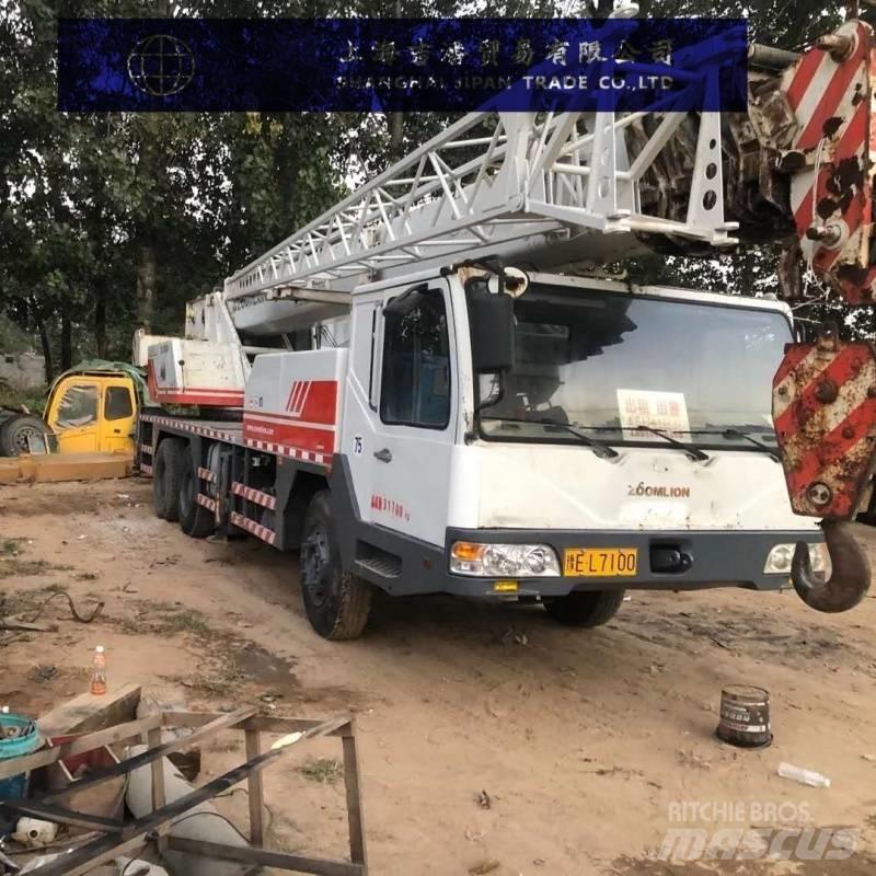 Zoomlion QY 25 全路面起重機/吊車