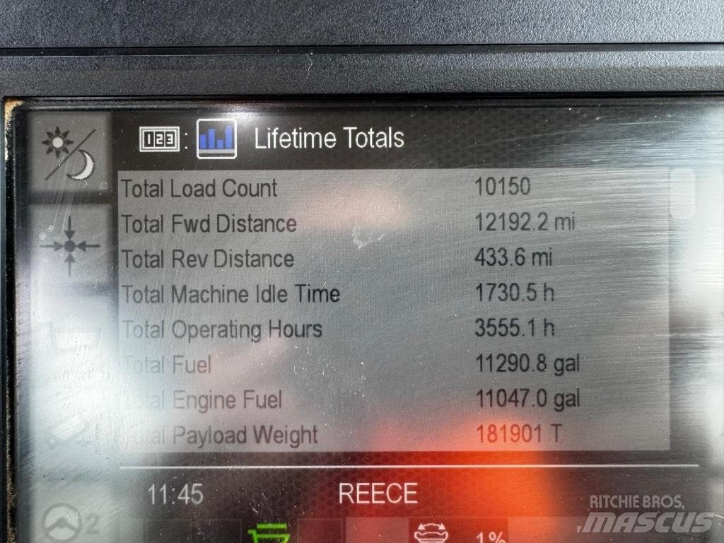 CAT 730 鉸接式起吊車