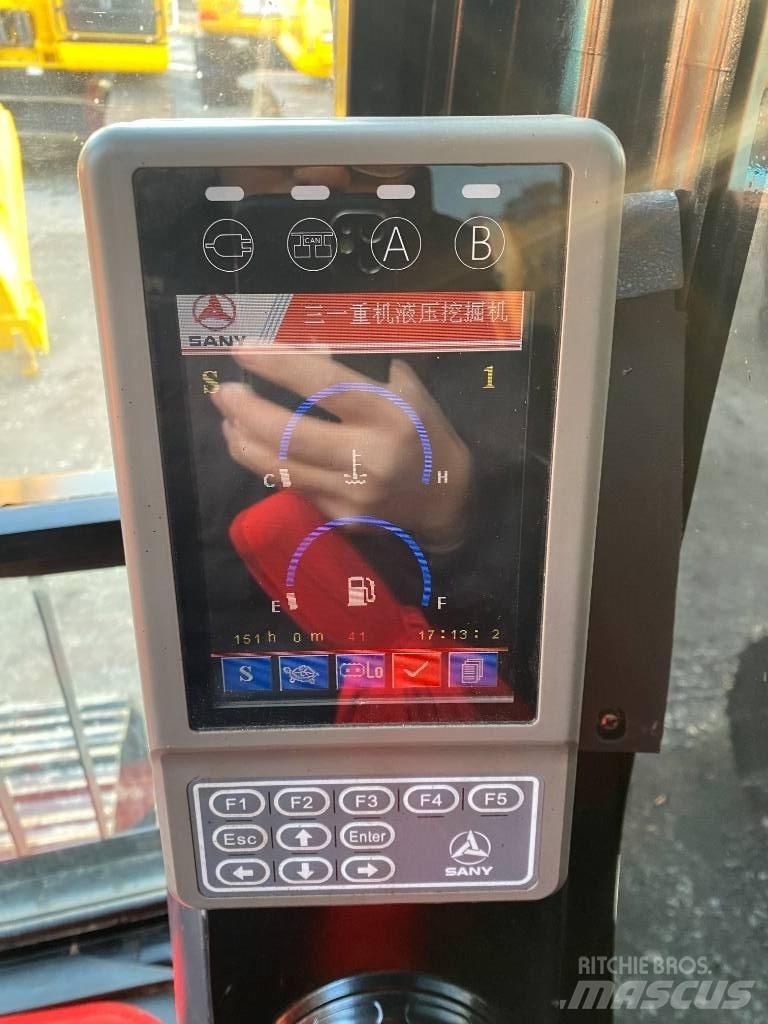 Sany 215C 履帶式 挖土機/掘鑿機/挖掘機
