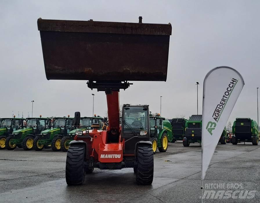 Manitou MHT 950 農業用伸縮臂裝載機