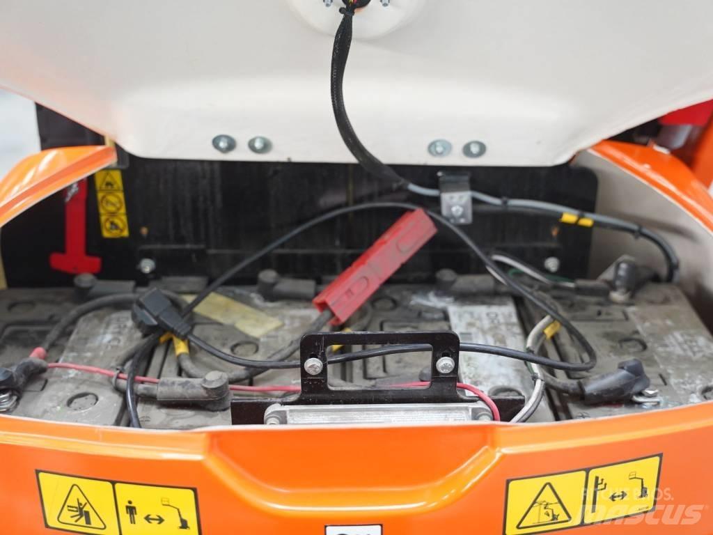JLG Toucan 8 E 垂直升降工作台