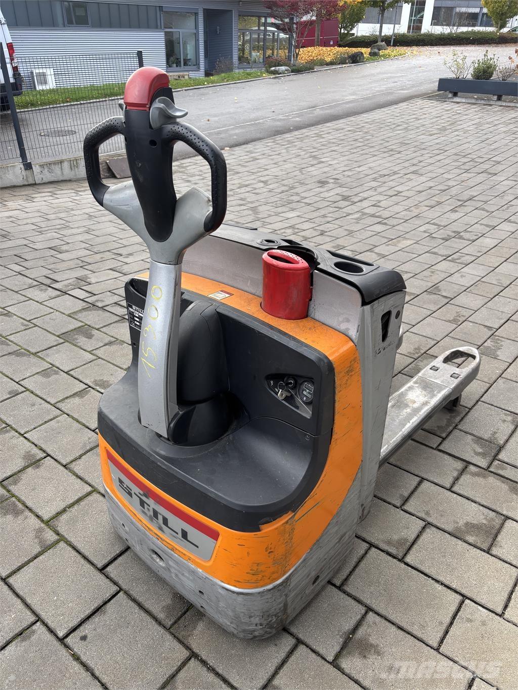 Still EXU16 行走控制式堆積機