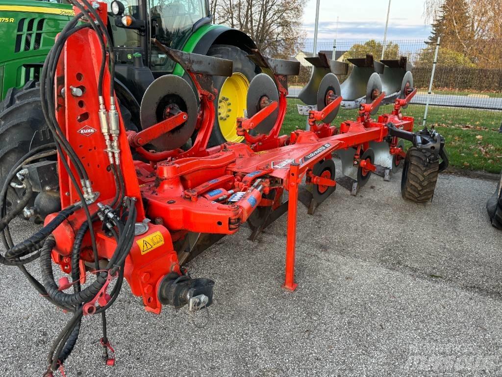 Kuhn Vari-Master 123 雙向犁