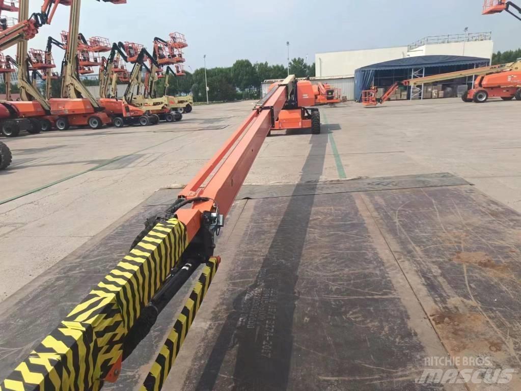 JLG 660 SJ 伸縮臂高空作業車