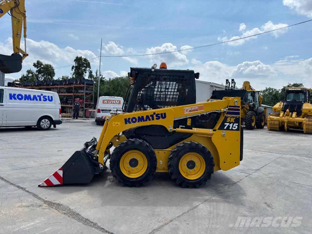 Komatsu SK 715-8 滑移轉向裝載機