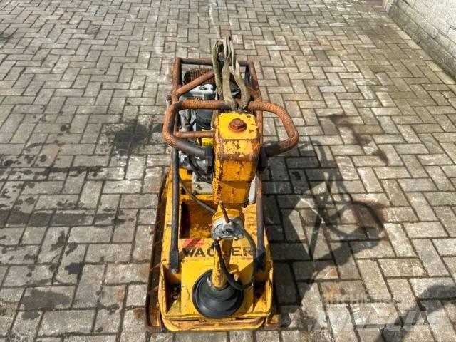 Wacker DPU 3345 H 夯實機(夯土機)