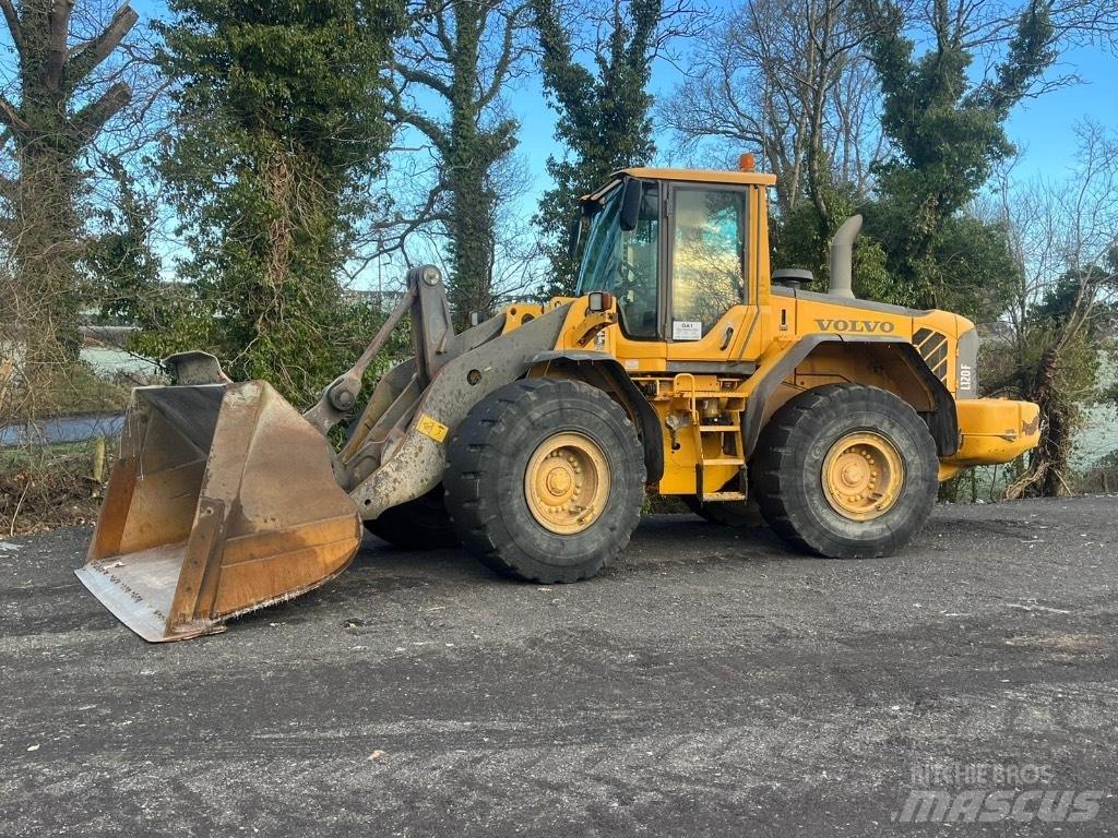 Volvo L 120 F 輪胎式裝載機