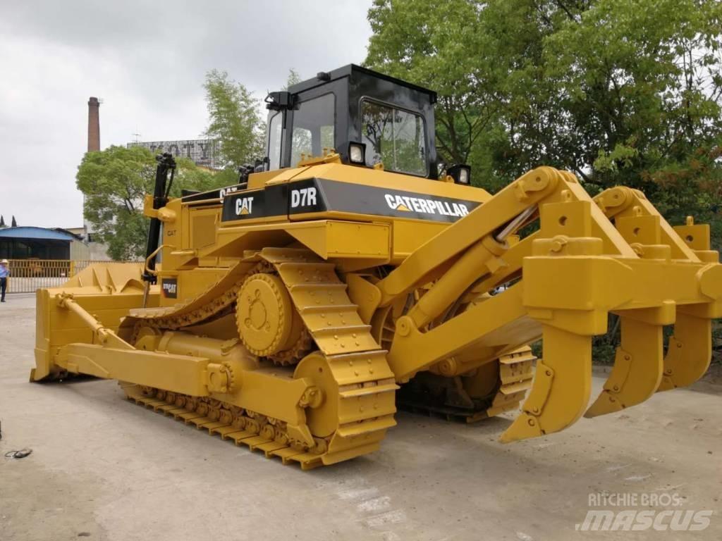 CAT D 7 R 履帶推土機