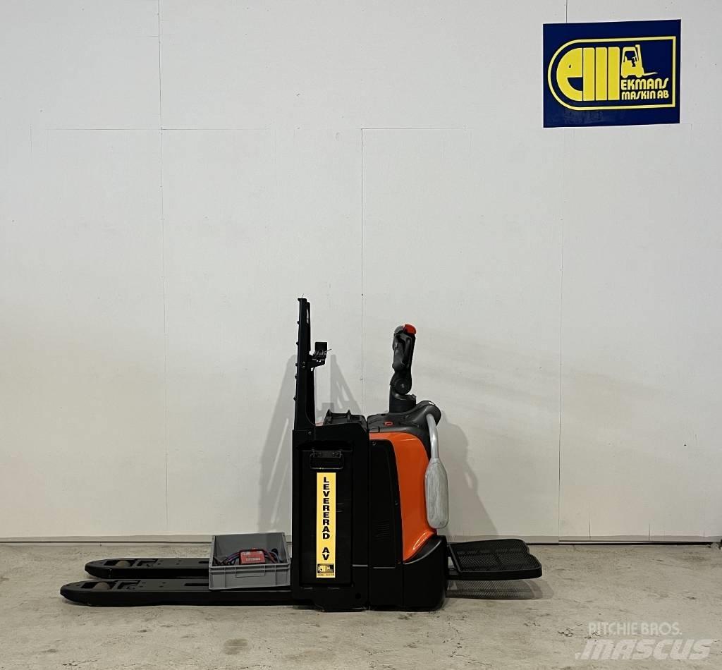 BT Truck LPE220 平台型低架升降機