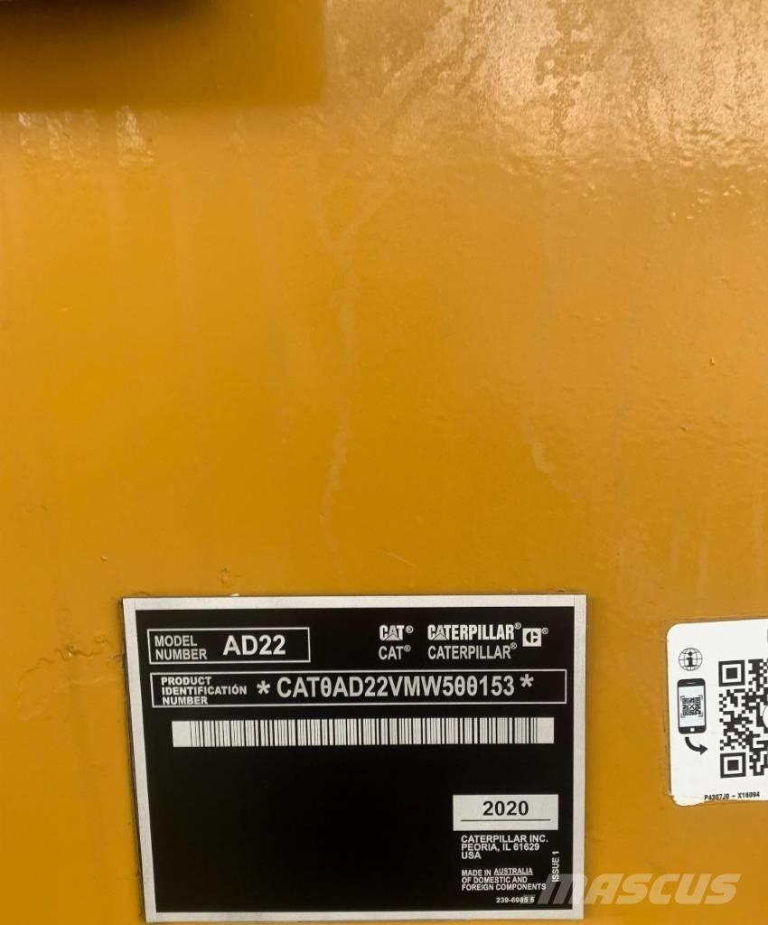 CAT AD 22 傾卸式卡車