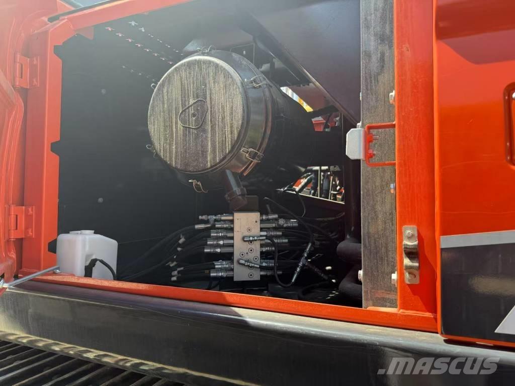 Doosan DX 340 履帶式 挖土機/掘鑿機/挖掘機