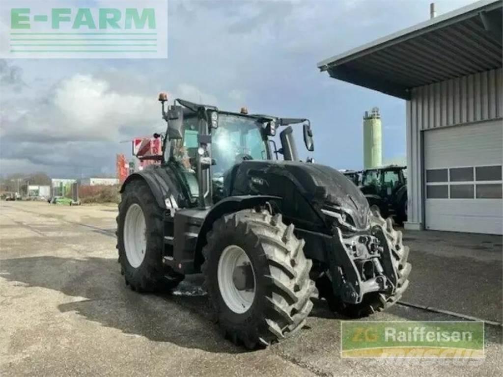 Valtra q245 曳引機