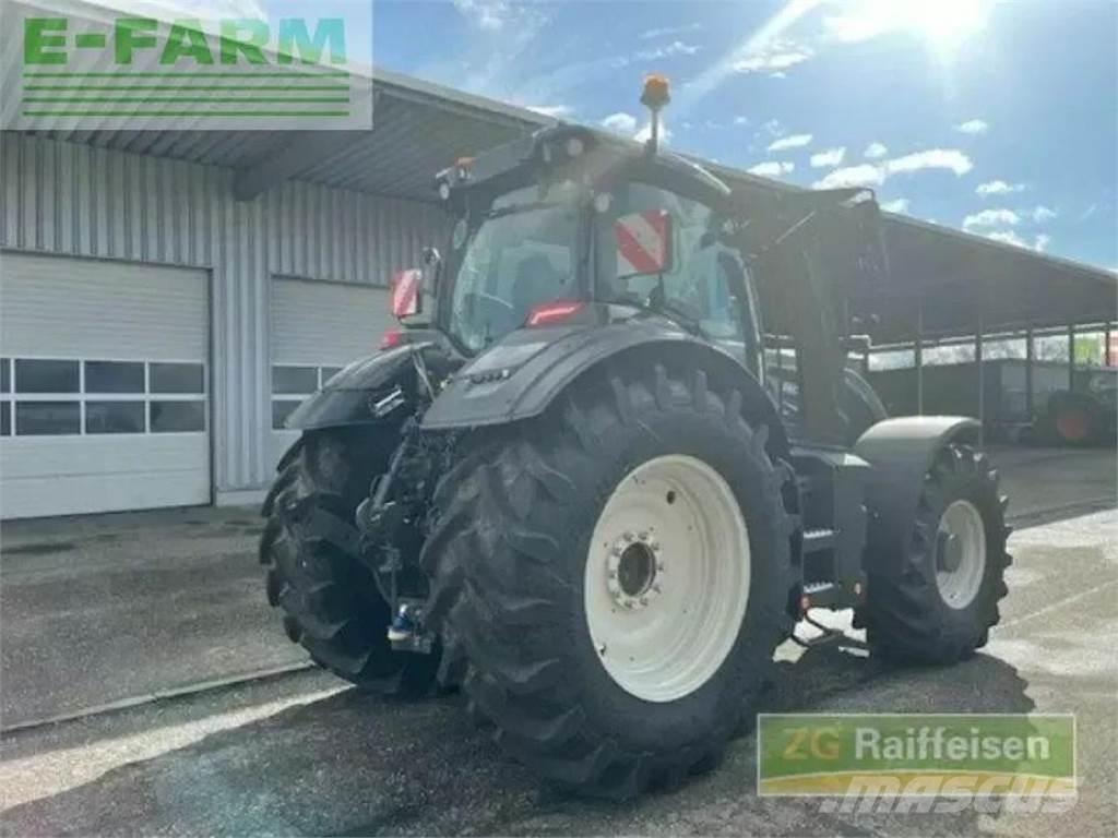 Valtra q245 曳引機