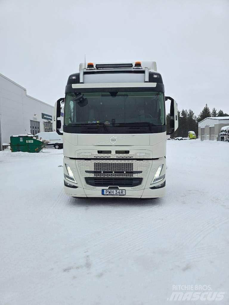 Volvo FM Electric 吊鉤式起重車