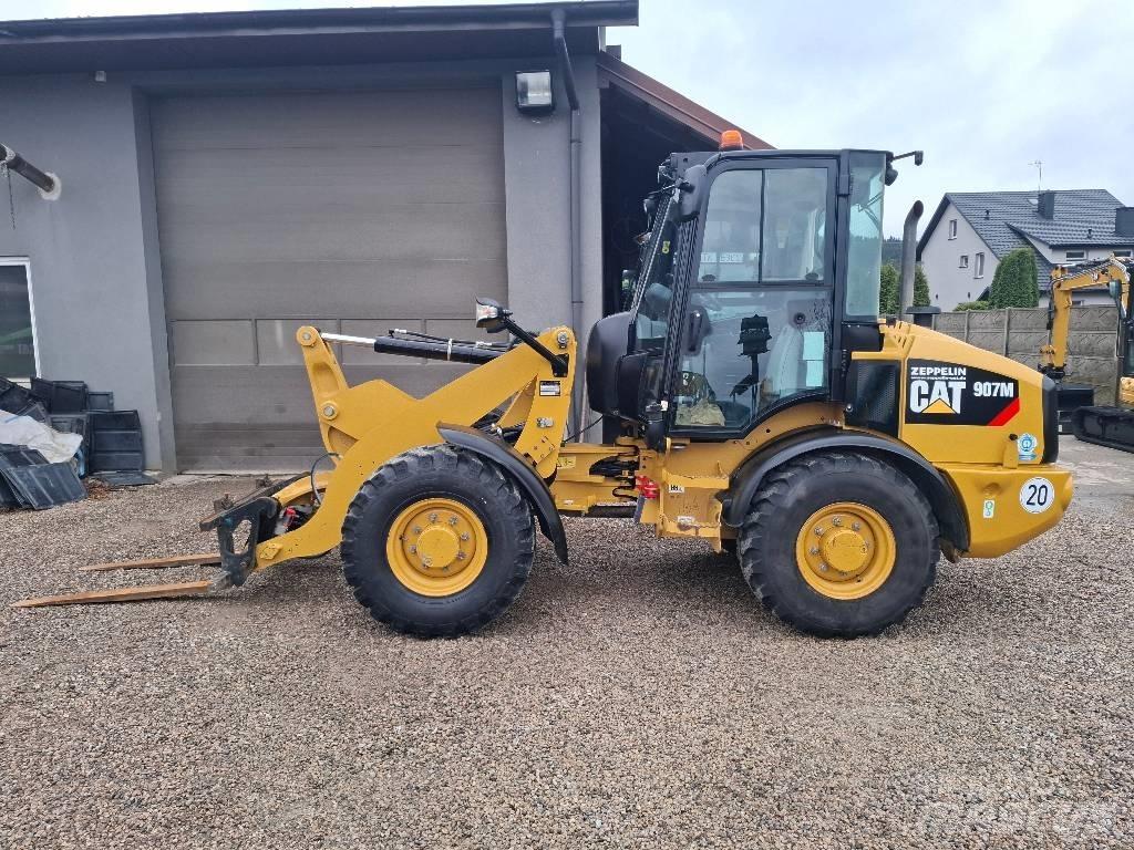 CAT 907 M 輪胎式裝載機