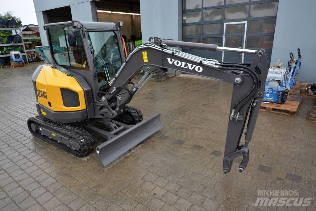 Volvo ECR 40 F 小型挖土機/掘鑿機<7t(小型挖掘機)