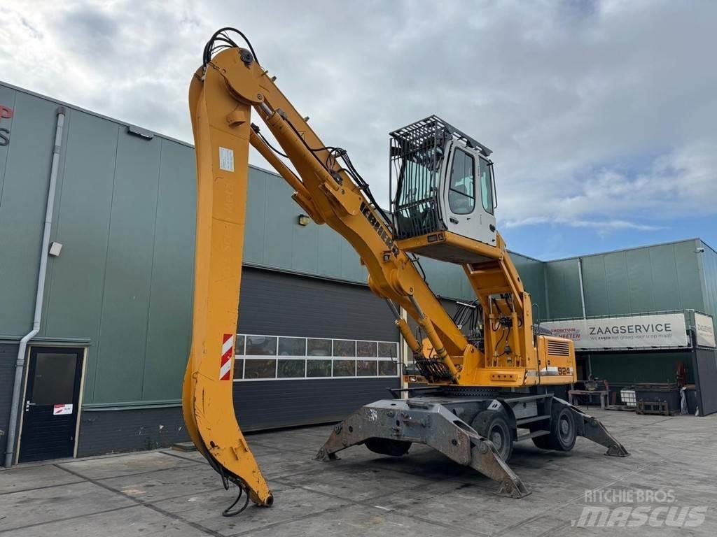 Liebherr A 924 C 廢棄物/工業用操作車