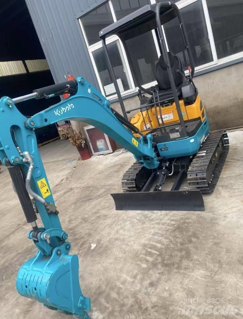 Kubota U 15 小型挖土機/掘鑿機<7t(小型挖掘機)