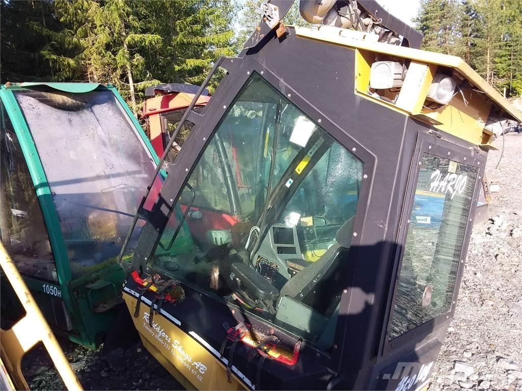 Eco Log 560d 駕駛室與內部