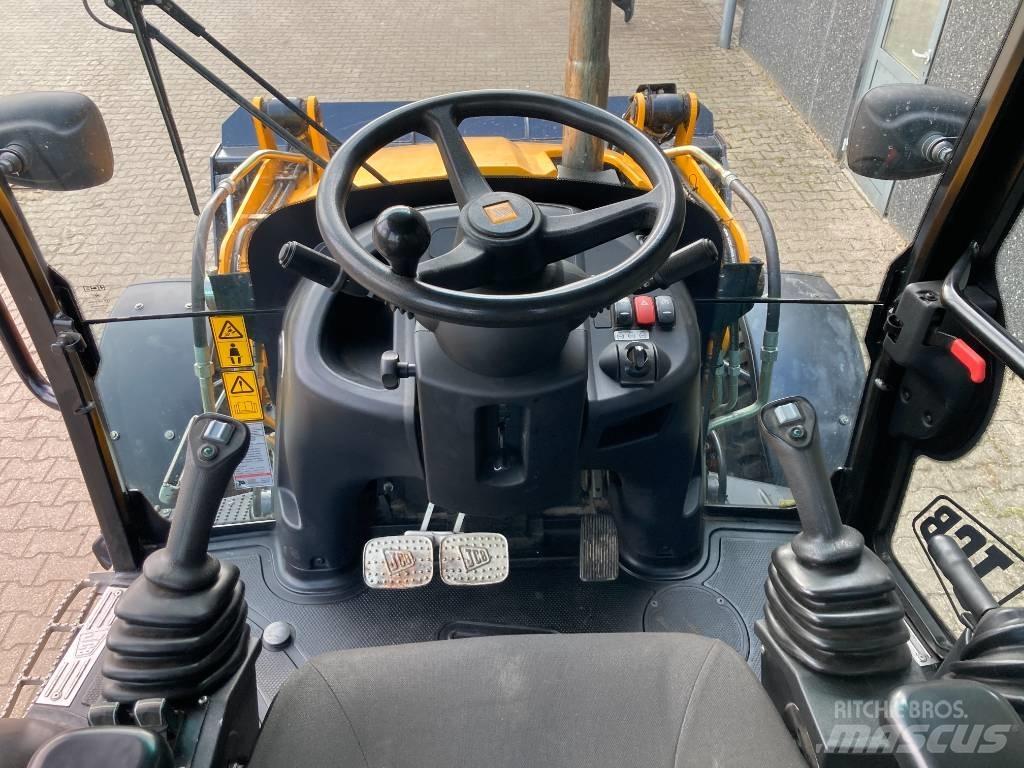 JCB 3 CX 反鏟裝載機