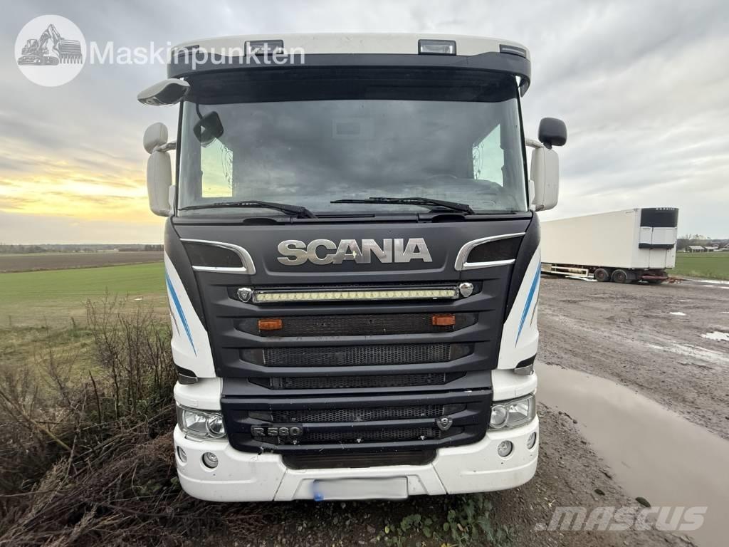 Scania R 580 貨箱式卡車