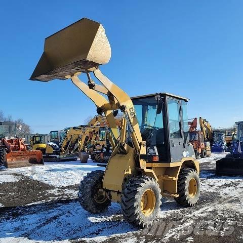 CAT 901B 輪胎式裝載機