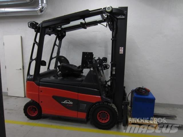 Linde E25R 電動堆高機