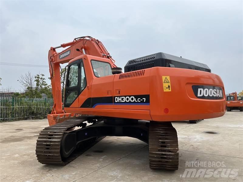 Doosan 300 履帶式 挖土機/掘鑿機/挖掘機