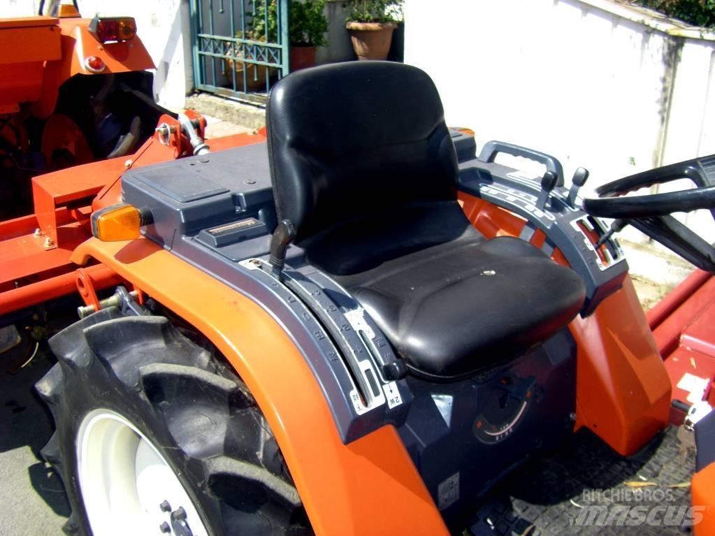 Kubota ASTE A-17 4wd 曳引機