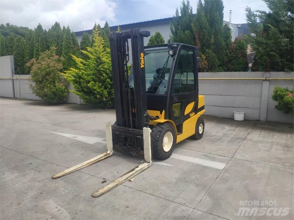 Yale GDP30VX 柴油卡車